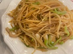 -鑫巴蜀小镇 · 水煮鱼专研店(玉桥店)
