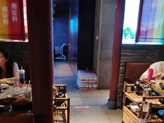 -老牌坊云南鱼豆花火锅(哈西万达店)