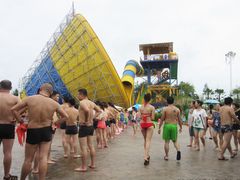 -平江亚马逊水上乐园