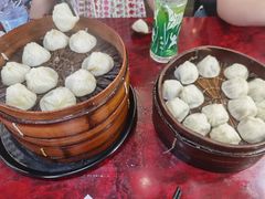 蟹粉小笼-公园饭店