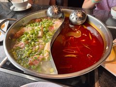 台式麻辣锅拼东北酸菜白肉锅-吴记鲜定味