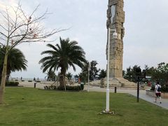 -亚龙湾中心广场