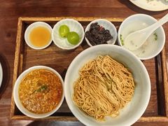 蟹粉黄金捞面-蟹上黄·蟹黄面·江南糖水(人民广场店)