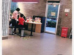 -麦当劳(欢乐谷店)