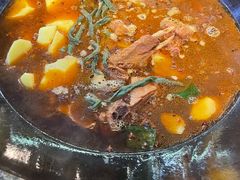 -哈尔滨烧烤·山河村铁锅炖(交大店)