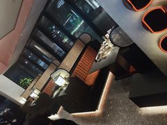 -铭牛烧肉·和牛海鲜自助(高新月牙湖店)
