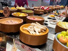 -龍歌自助小火锅(市南金茂湾店)