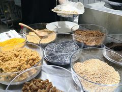 -八一路好吃街(雨田商务大厦店)