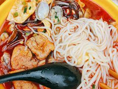 花甲螺狮粉-龍城柳州螺蛳粉(群星路店)