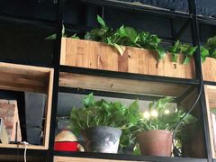 -麻辣总动员·川派海鲜·现炒浇头面·自贡菜(五彩城店)
