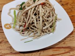 -西部马华清真兰州牛肉面·烧烤夜市(关东店)