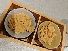 -有红鸡毛店·川菜(建设路店)