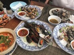 -卷心菜和避孕套餐厅(Pattaya)