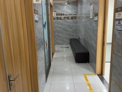 -上海仁爱医院口腔科 · 种植