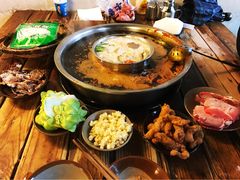 -岗上渣渣老火锅(两路口店)