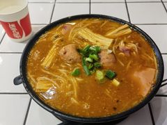 -肥汁米蘭香港米线(长宁来福士店)