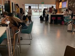大堂-麦当劳(杭州东站高铁店)
