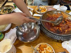 -喇喇排骨火锅·传统韩式脊骨汤(望京西园总店)