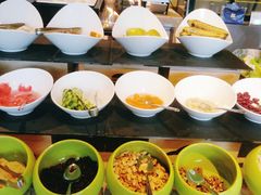 -大中华希尔顿酒店-念自助餐·嗨啤·小龙虾