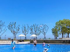 -上海滴水湖皇冠假日酒店