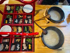 -勺子米线·云南传统小吃市集(四方街店)