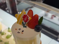 -花花卷卷·鲜食蛋糕(泉屋店)