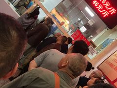 等位区-秦豫肉夹馍(骡马市总店)