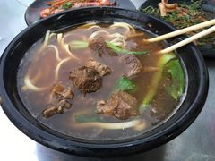 -六合夜市