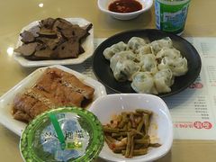 -老电影院饺店(休宁店)