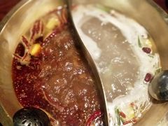 -重庆爽翻天老火锅(临平万达广场店)