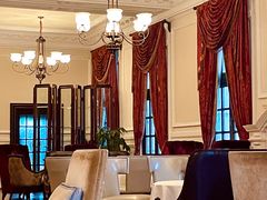 -Salon de Ville浦江汇(上海外滩华尔道夫酒店店)