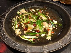 -宽板凳老灶火锅(南礼士路店)