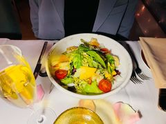 美食家沙拉-Kathleen's Waitan 凯圣琳江景西餐厅(外滩店)