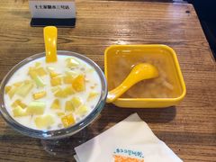 菠萝马蹄糖水-七七家的糖水店(南湾街1号店)