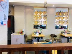 -玖鲜小笼(中山广场店)