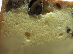 核桃糕-鲍师傅糕点(江苏路店)