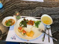 -西安君富酒店(大明宫龙首原地铁站店)