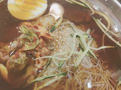 -青瓦餐厅·生鱼片·韩园烤肉(西塔店)