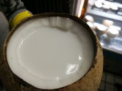 -椰爺爺·椰子冻砵仔糕