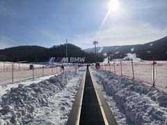 -中旅松花湖滑雪场