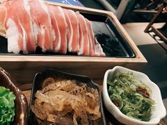 -湊湊火锅·茶憩(杭州湖滨银泰in77店)