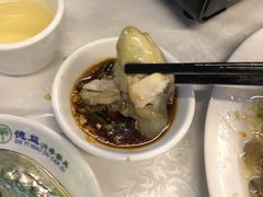 高压锅生蚝-琼大师东方烤乳猪(亚特兰蒂斯店)
