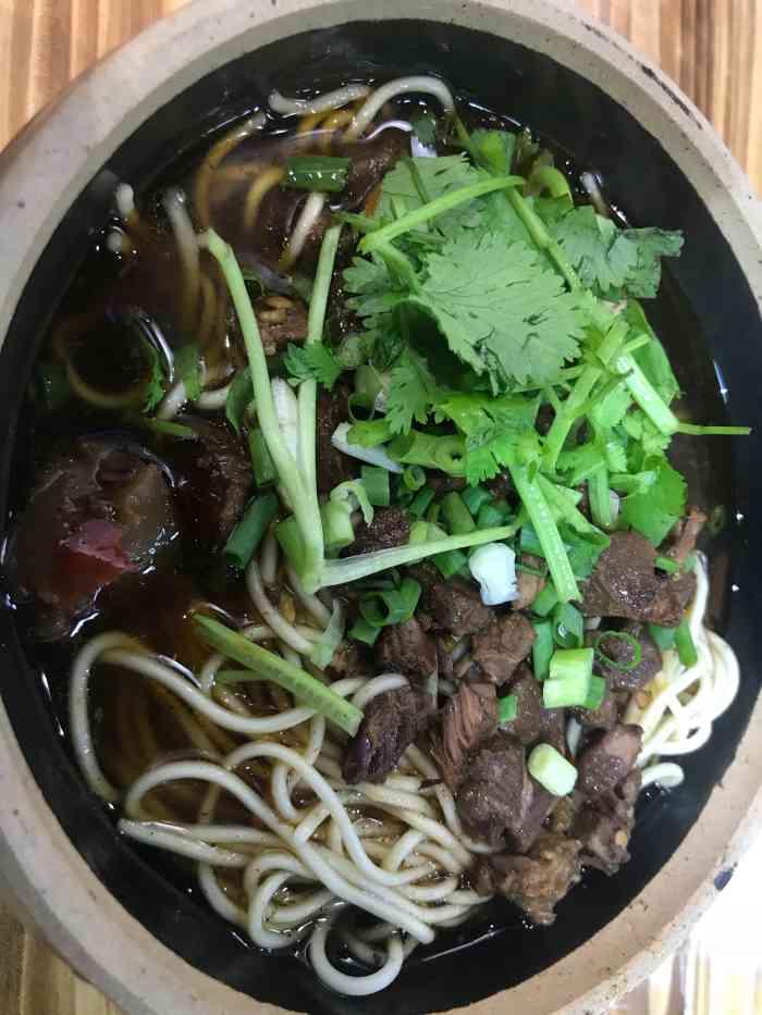 週記牛排牛肉麵館(宜昌總店)-