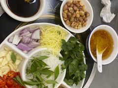 -官塘陈记鱼生·潮汕砂锅粥·牛肉火锅(潮枫路总店)