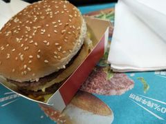 -麦当劳(得来速店)