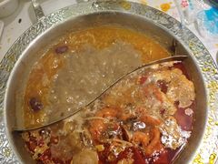 -嘎琉鲜切牛肉自助火锅