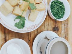 -正宗普宁豆干坊·洪记砂锅粥(红领巾路店)