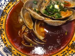 -爆炸头阿姨小四川正宗川味小吃(无任何分店)