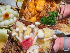 -得意咚瓜·顺德鱼生·冬瓜火锅(深圳首店)