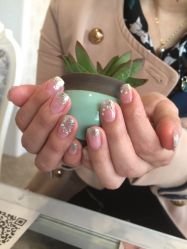 -小红楼美甲美容中心